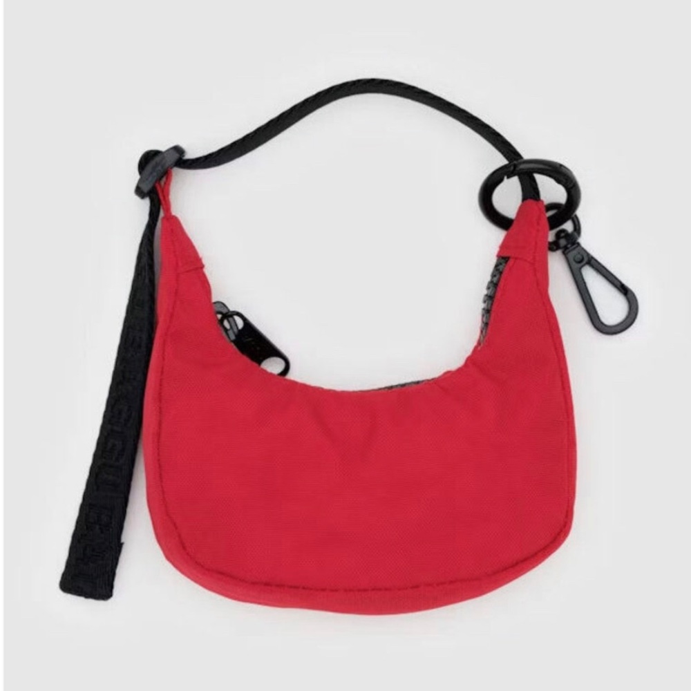BAGGU Crescent Bag Charm red NWT